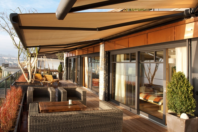 TENDABOX BX3000 004: TENDABOX BX3000 Design Kassettenmarkise mit Elektroantrieb Abb.: Tendabox_BX3000_004.jpg