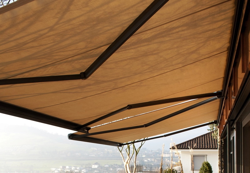 TENDABOX BX3000 005: TENDABOX BX3000 Design Kassettenmarkise mit Elektroantrieb Abb.: Tendabox_BX3000_005.jpg