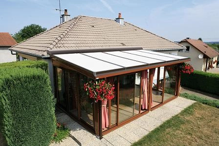 Bubendorff ROLAX Wintergarten-Rollladen 4500x3500: Bubendorff Wintergartenrollladen ROLAX® 4500 x 3500 mmm. Rollladen geeignet für Wintergärten oder Glasdächer mit 5 Glasfeldern mit ca. 900 mm.