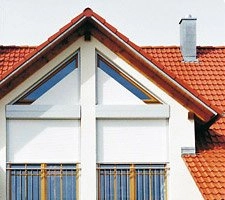 Abbildung 2 für Schrägrollladen Studio Star mit Kasten unten