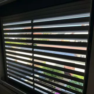 Artikelbild: 2: Einzelstück Vorbaurollladen ID+ SOLAR B 920 x H 1100 mm OR34 Sonderpreis