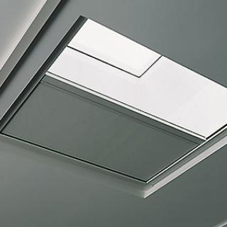 KLAIBER Ventosol-Lunero VD5400 Verdunkelungsanlage Optimale Verdunkelung mit Ventosol Lunero. Lichtdichtes Gewebe für innen und außen, spezielles Abschlussprofil. KLAIBER Ventosol-Lunero VD5400 Verdunkelungsanlage Optimale Verdunkelung mit Ventosol Lunero. Lichtdichtes Gewebe für innen und außen, spezielles Abschlussprofil.